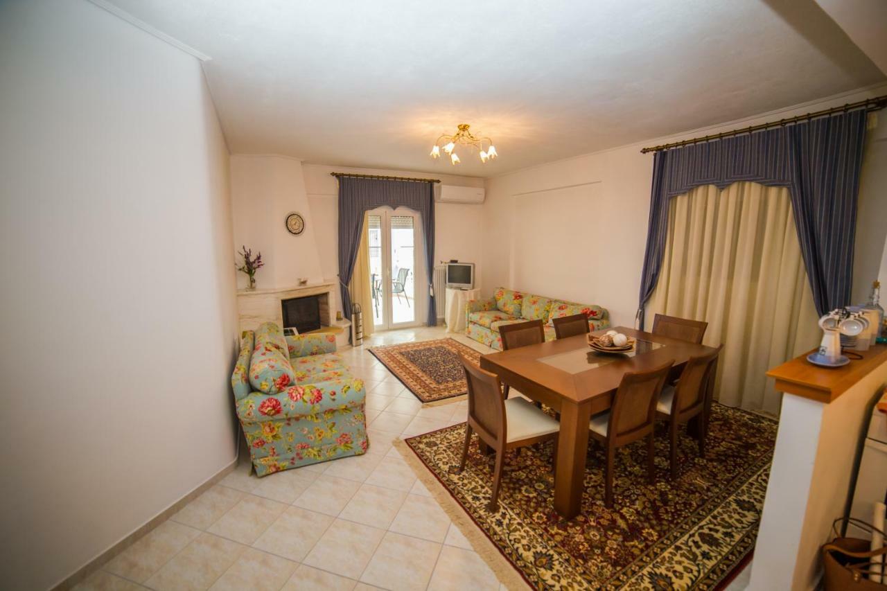 Downtown Meteora Apartment Калампака Экстерьер фото