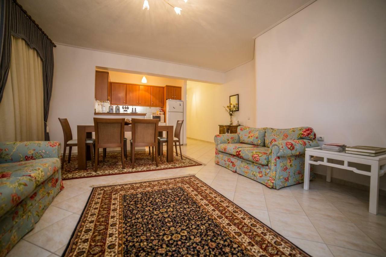 Downtown Meteora Apartment Калампака Экстерьер фото