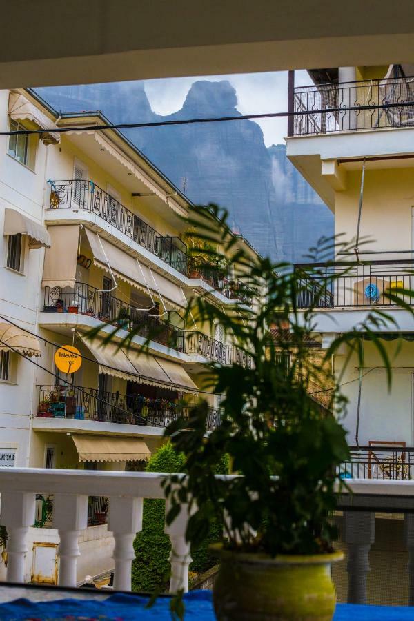 Downtown Meteora Apartment Калампака Экстерьер фото